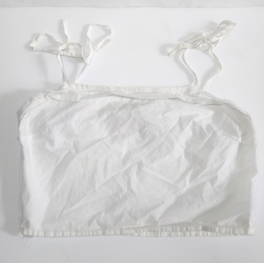 Shein white sleeve-less crop top